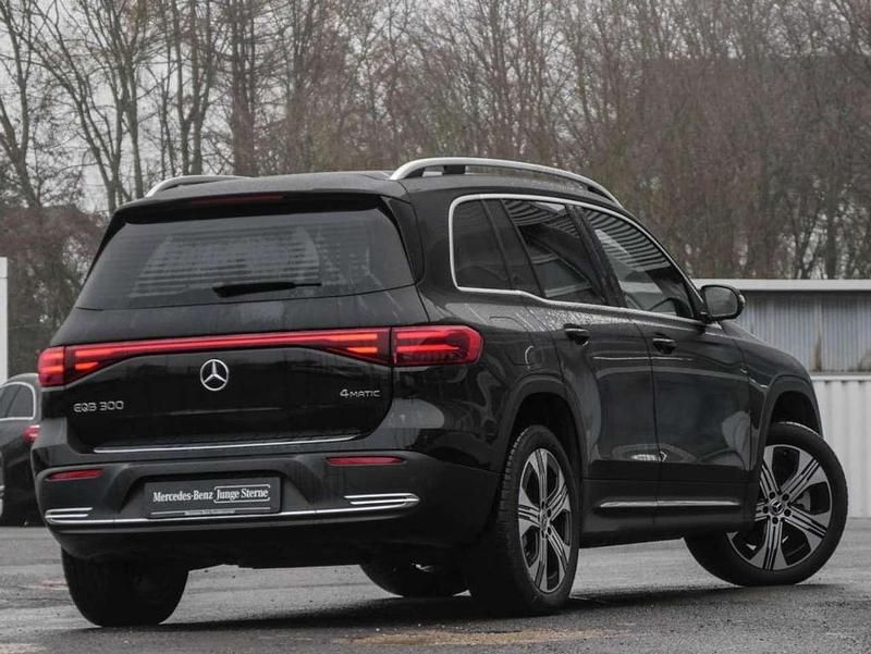 Gebraucht Mercedes EQB350 Progressive 214 kW (292 PS) 2024 Schwarz metalliclack kosmossch SUV