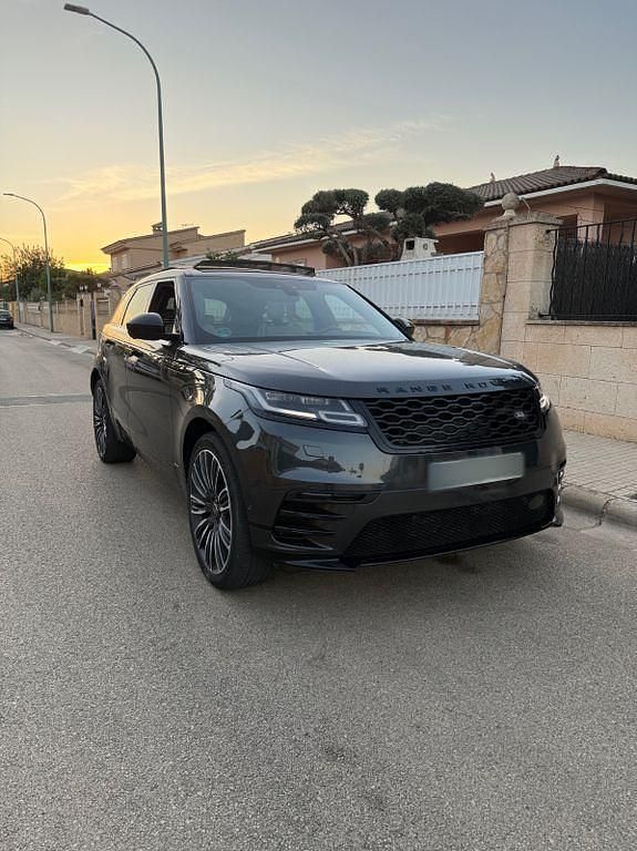 Silber Gebraucht 2019 Land Rover Range Rover Velar R-Dynamic SUV | 38.499 € (Teuer) - Bild 1/4