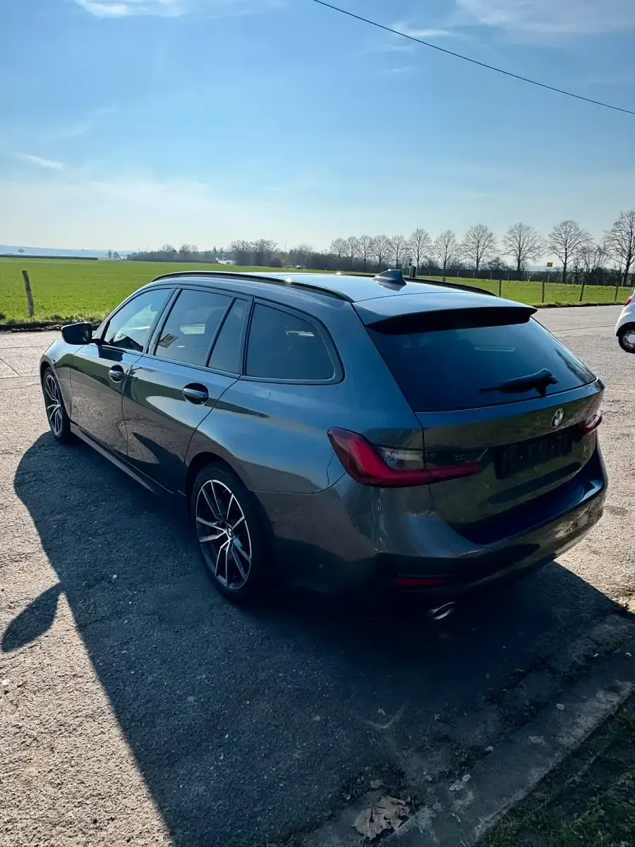 Occasion BMW 320 Shadowline 190 ch (139 kW) 2022 Gris Break