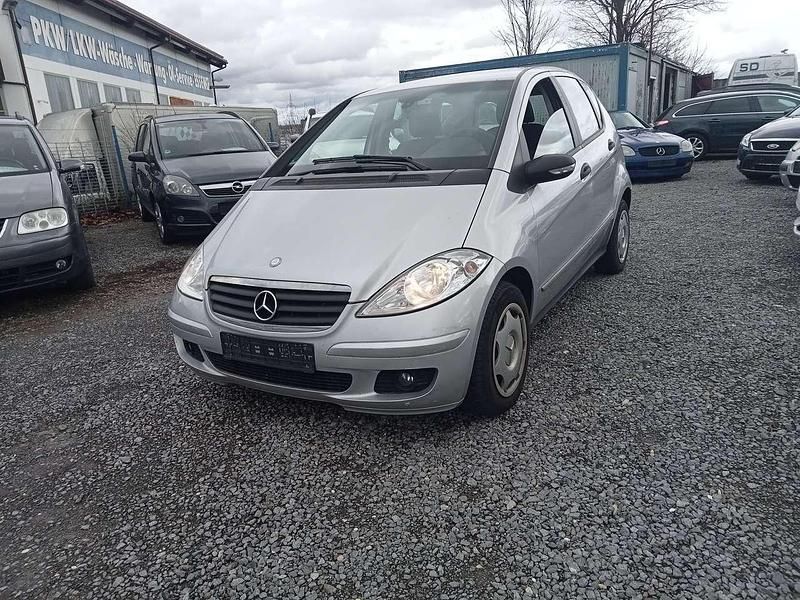 Gebraucht Mercedes A150 95 PS (69 kW) 2007 Polarsilber  metalliclack Kleinwagen
