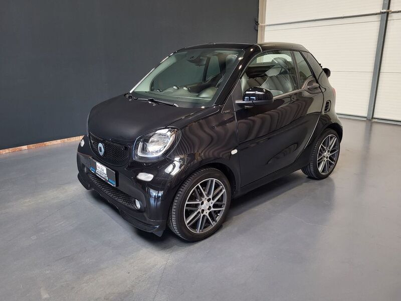 Schwarz Gebraucht 2017 Smart ForTwo Cabrio Brabus Cabrio | 19.950 € (Fairer Preis) - Bild 1/4