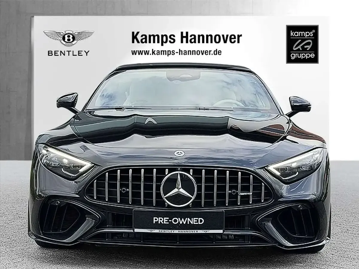 Gebraucht Mercedes SL63 AMG Premium Plus 585 PS (430 kW) 2023 Schwarz Cabrio