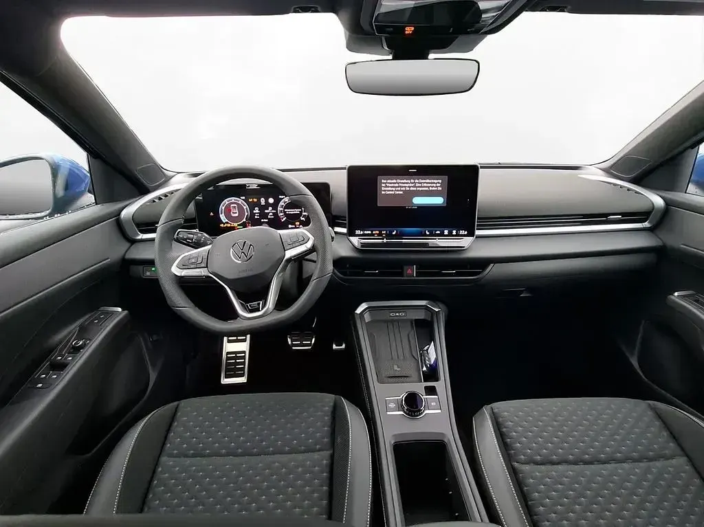 Neu VW T-Roc R-line 150 PS (110 kW) 2026 Celestial blue metallic SUV