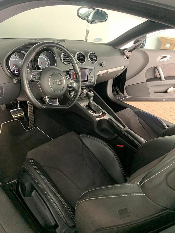 Gebraucht Audi TTS Comfort 272 PS (200 kW) 2012 Schwarz Coupé