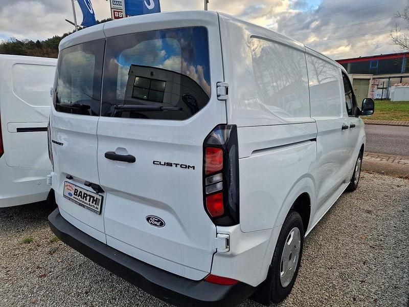 Gebraucht Ford Transit Custom Trend 136 PS (100 kW) 2024 Weiß Van / Kleinbus