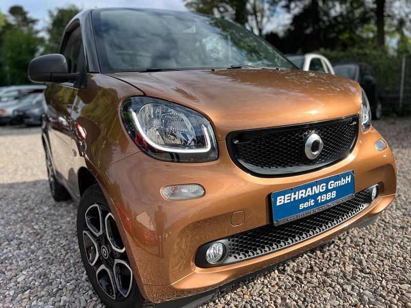 Gebraucht Smart ForTwo Coupé Passion 90 PS (66 kW) 2017 Braun Kleinwagen