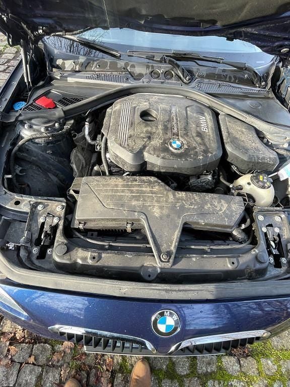 Gebraucht BMW 118 Sport Line 140 PS (102 kW) 2019 Blau Kleinwagen