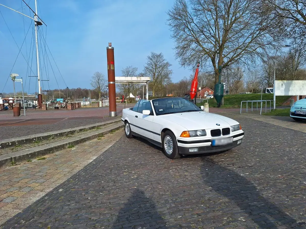 Gebraucht BMW 325 Cabriolet 192 PS (141 kW) 1993 Weiß Cabrio