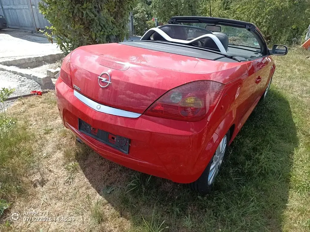 Gebraucht Opel Tigra Cosmo 90 PS (66 kW) 2005 Rot Cabrio