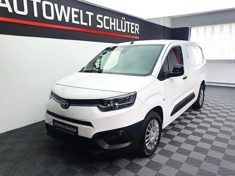 Weiß Gebraucht 2022 Toyota Proace City Van | 18.990 € (Etwas zu teuer) - Bild 1/4