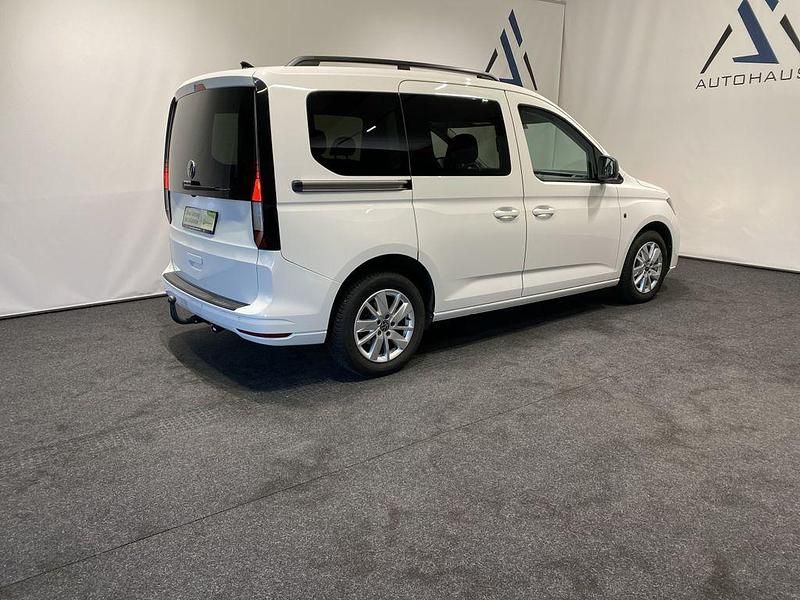 Gebraucht VW Caddy Life 122 PS (89 kW) 2021 Candyweiß Van / Kleinbus