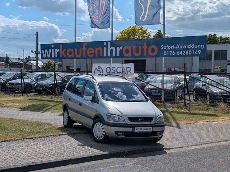 Grau Gebraucht 2003 Opel Zafira Executive Van / Kleinbus | 3.499 € (Teuer) - Bild 1/4