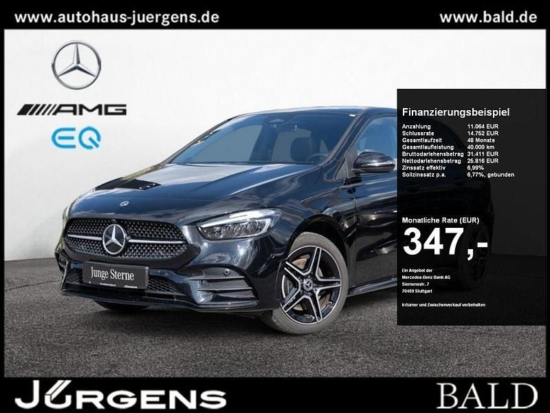 Schwarz metalliclack kosmosschwarz Gebraucht 2024 Mercedes B250e AMG Van / Kleinbus | 35.780 € (Guter Preis) - Bild 1/4