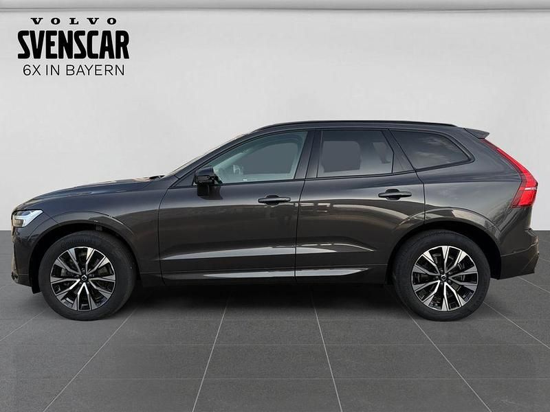 Gebraucht Volvo XC60 Plus 197 PS (144 kW) 2023 Grau SUV