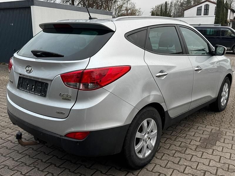 Gebraucht Hyundai ix35 184 PS (135 kW) 2012 Silber SUV