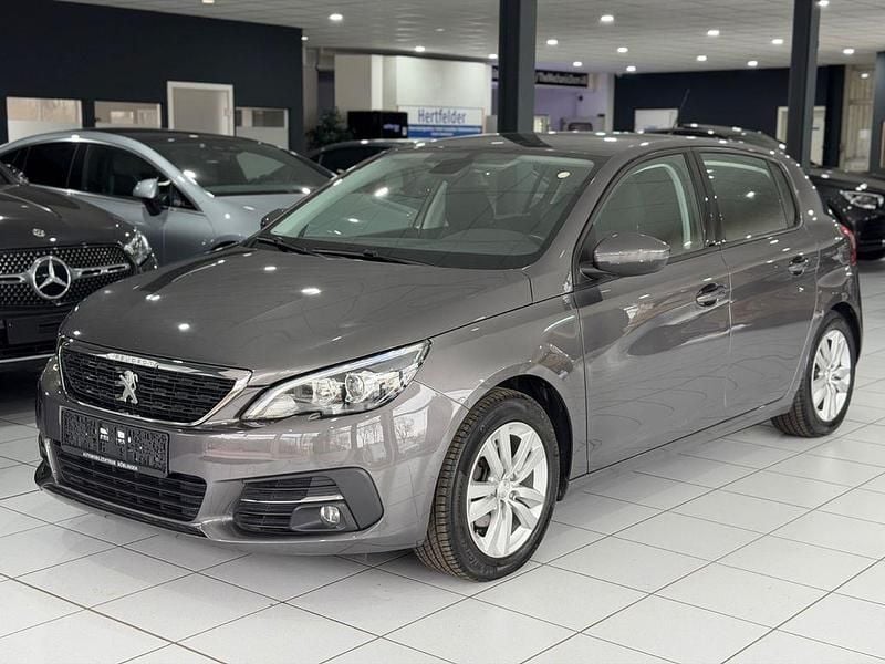 Gebraucht Peugeot 308 Active 131 PS (96 kW) 2021 Grau Limousine