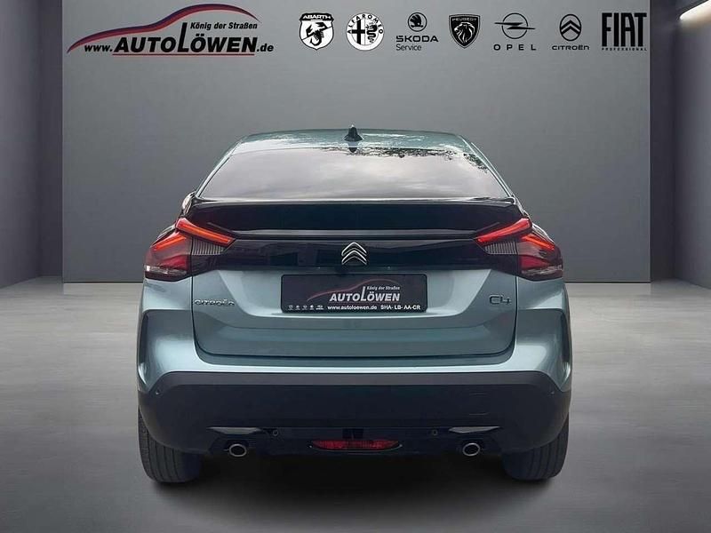 Gebraucht Citroën C4 PureTech 131 PS (96 kW) 2023 Lackierung olbia blau/typ auss Limousine