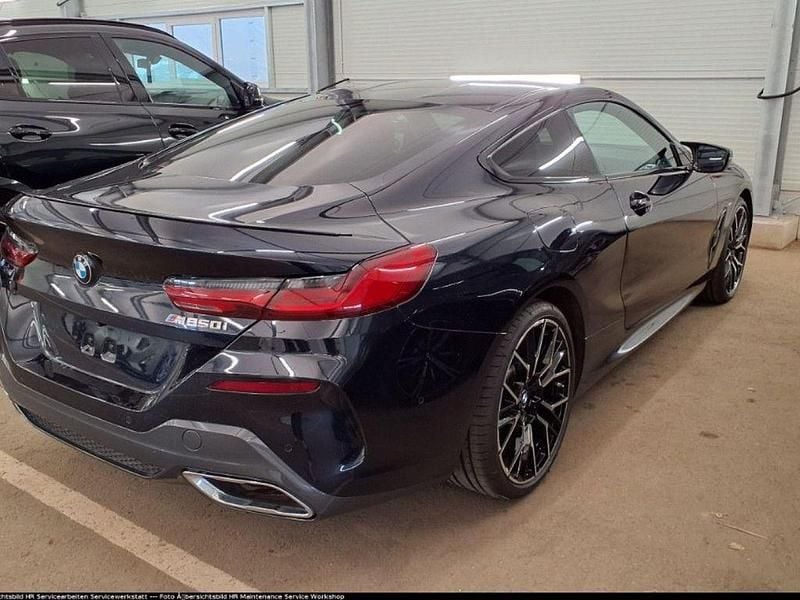 Gebraucht BMW M850 Performance 530 PS (389 kW) 2025 Schwarz Coupé