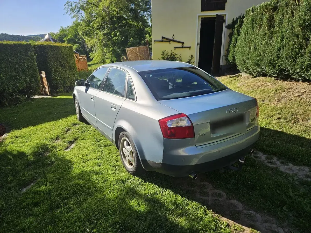 Gebraucht Audi A4 204 PS (150 kW) 2002 Blau Limousine