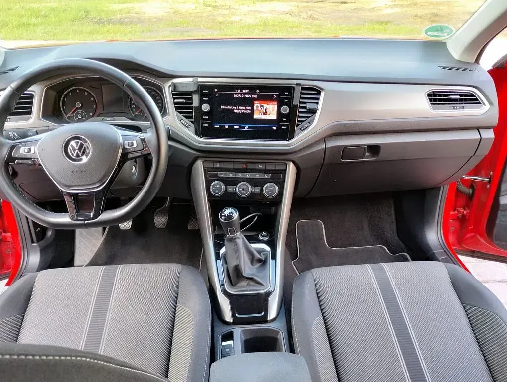 Gebraucht VW T-Roc 116 PS (85 kW) 2022 Rot SUV