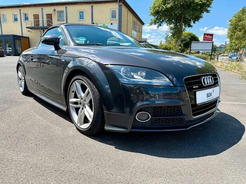 Grau Gebraucht 2014 Audi TT Roadster Sport Cabrio | 16.900 € (Fairer Preis) - Bild 1/4