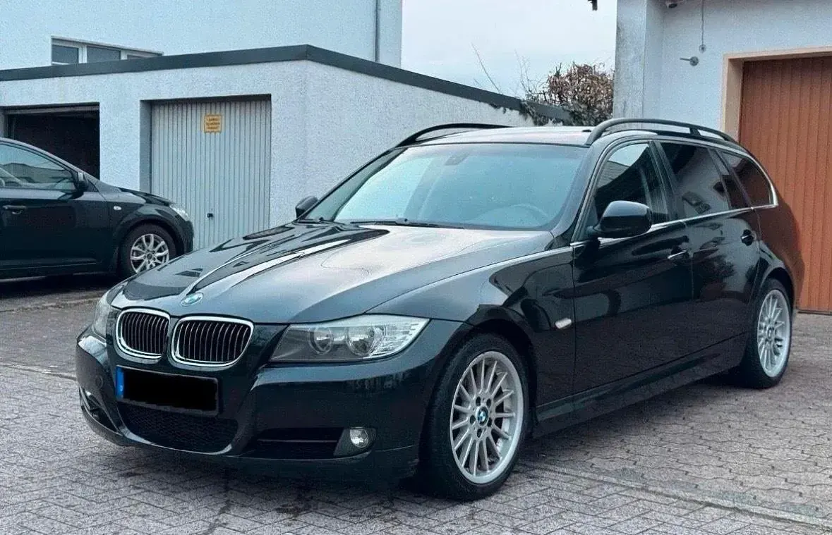 Brugt BMW 325 197 HK (144 kW) 2009 Sort Stationcar