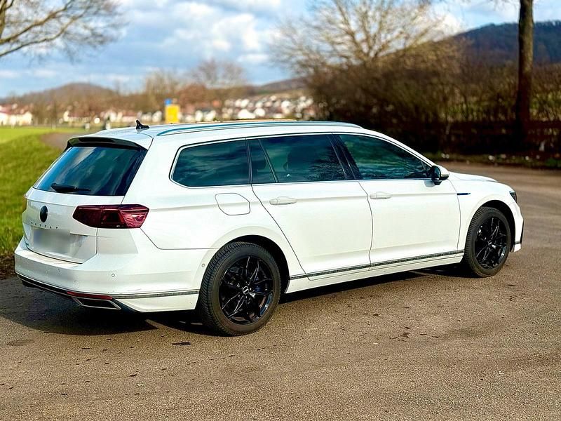 Gebraucht VW Passat GTE 218 PS (160 kW) 2020 Weiß Kombi