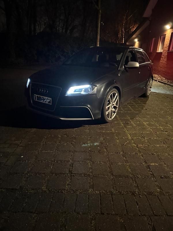 Schwarz Gebraucht 2012 Audi RS3 Limousine | 23.000 € (Superpreis) - Bild 1/4
