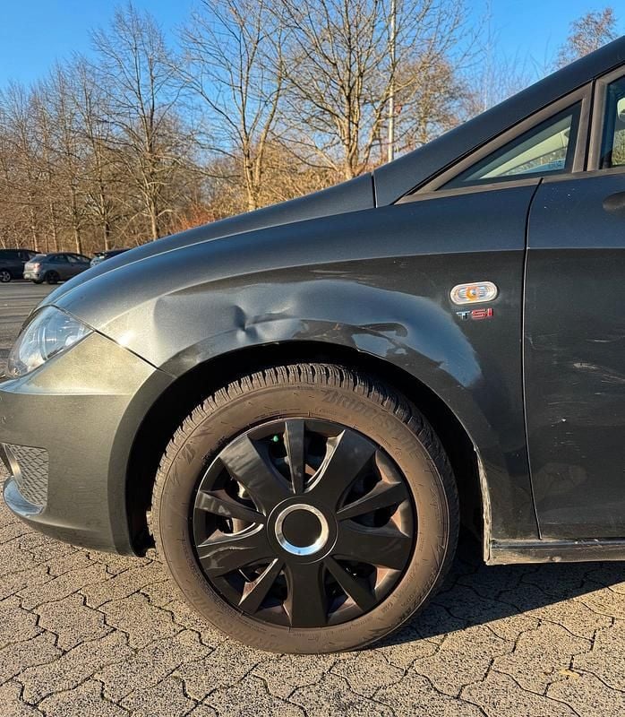 Gebraucht Seat Leon Style 160 PS (117 kW) 2011 Grau Kleinwagen