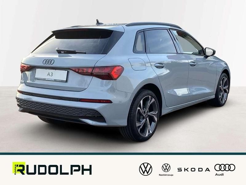 Neu Audi A3 Sportback Advanced 150 PS (110 kW) 2025 Pfeilgrau perleffekt Kleinwagen