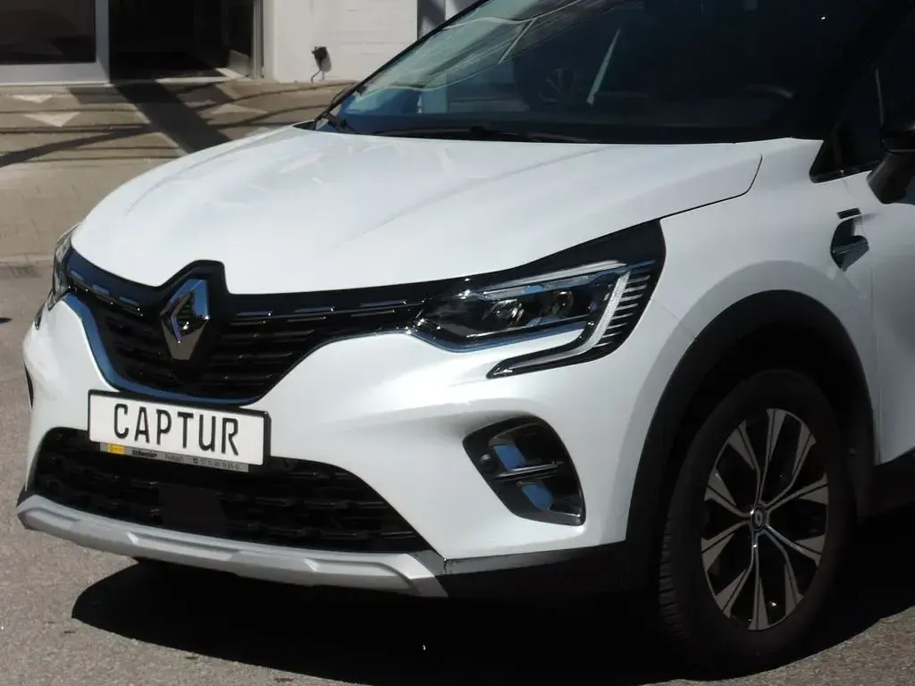 Gebraucht Renault Captur Techno 91 PS (66 kW) 2023 Weiß SUV