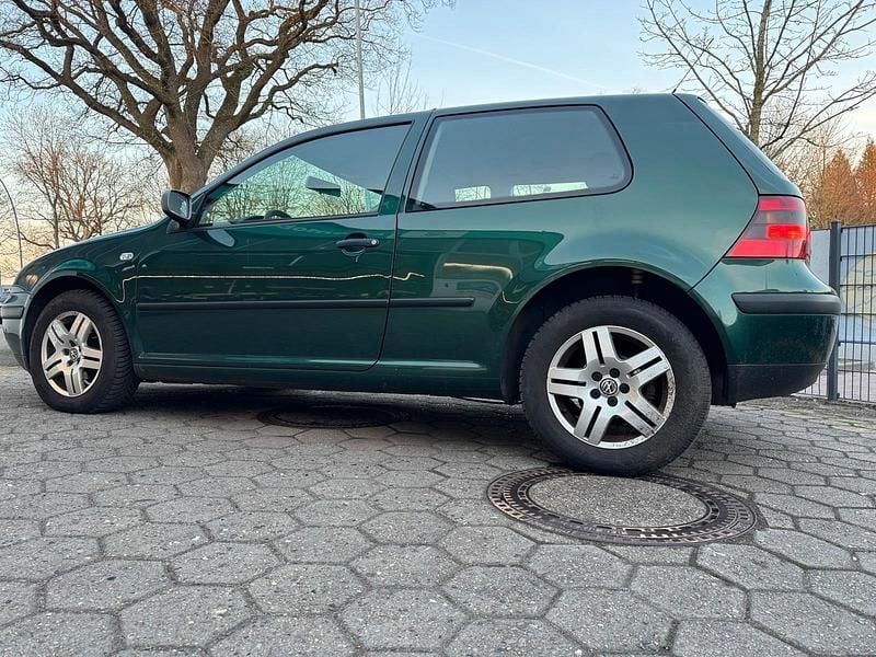Gebraucht VW Golf IV 75 PS (55 kW) 2002 Grün Limousine