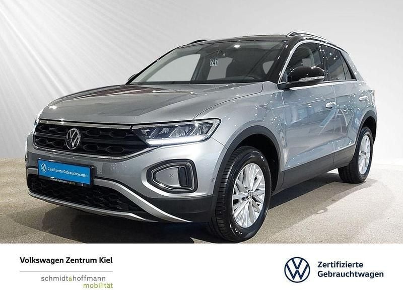 Silber Gebraucht 2023 VW T-Roc Life SUV | 20.780 € (Guter Preis) - Bild 1/4