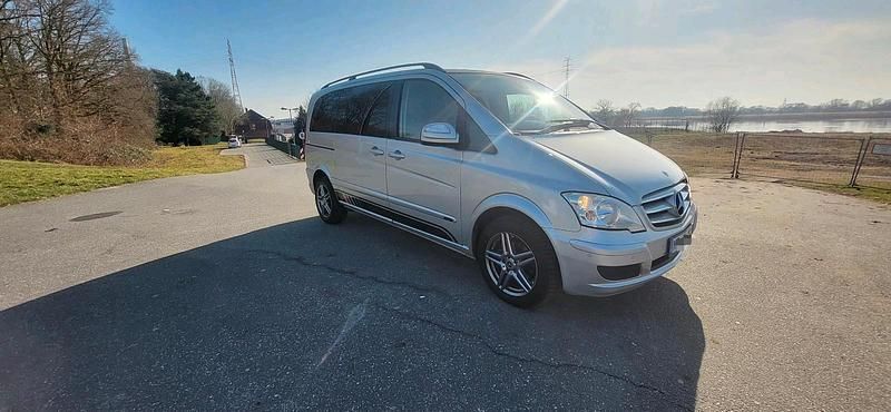 Gebraucht Mercedes Viano 163 PS (119 kW) 2012 Silber Van / Kleinbus