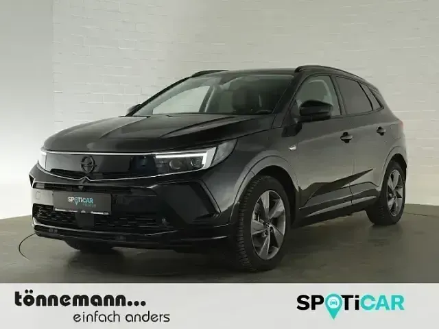 Używany Opel Grandland X GSe 300 KM (220 kW) 2023 SUV
