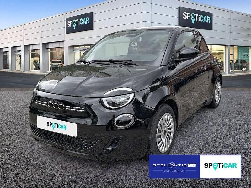 Schwarz Gebraucht 2023 Fiat 500e Tech Limousine | 19.390 € (Fairer Preis) - Bild 1/4