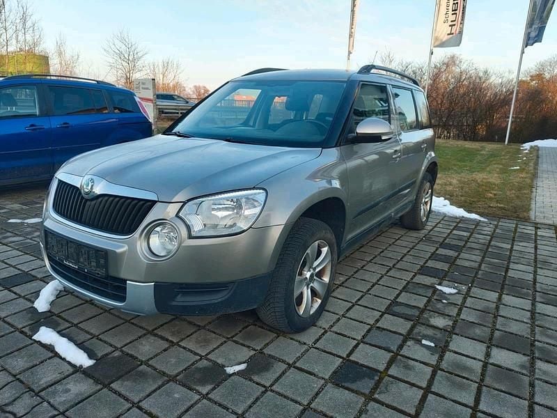 Braun Gebraucht 2010 Skoda Yeti SUV | 2.999 € (Superpreis) - Bild 1/3