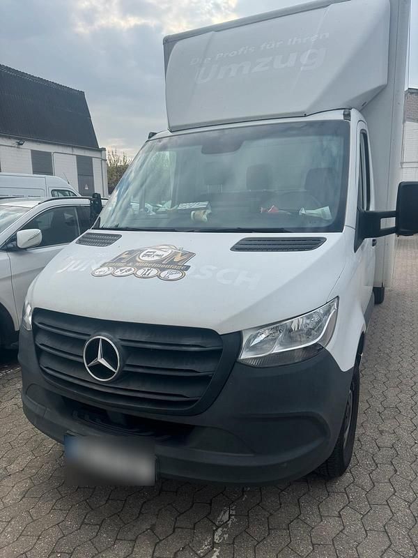 Używany Mercedes Sprinter 140 KM (102 kW) 2019 Biały Van