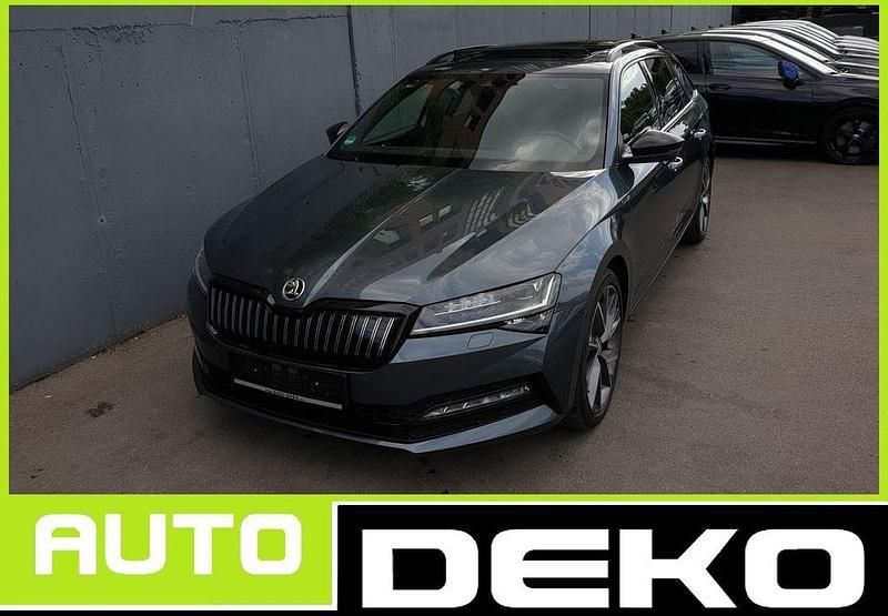 Grau Gebraucht 2021 Skoda Superb SportLine Limousine | 25.370 € (Etwas zu teuer) - Bild 1/4