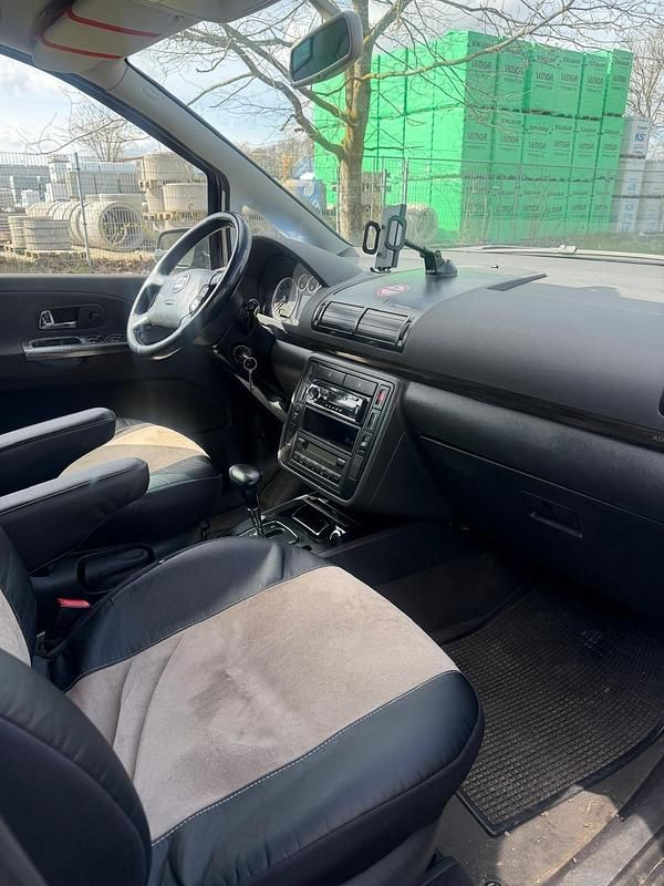 Gebraucht Seat Alhambra 140 PS (102 kW) 2005 Schwarz Van / Kleinbus