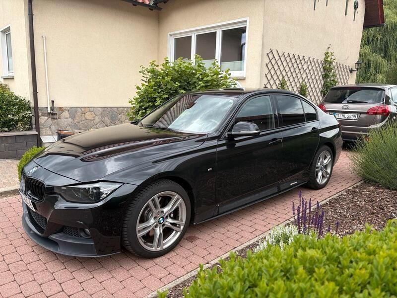 Schwarz Gebraucht 2014 BMW ActiveHybrid 3 M Sport Limousine | 22.900 € - Bild 1/4