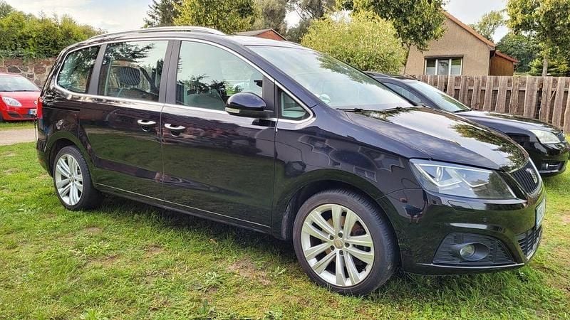 Schwarz Gebraucht 2014 Seat Alhambra Style Van / Kleinbus | 11.000 € (Fairer Preis) - Bild 1/4