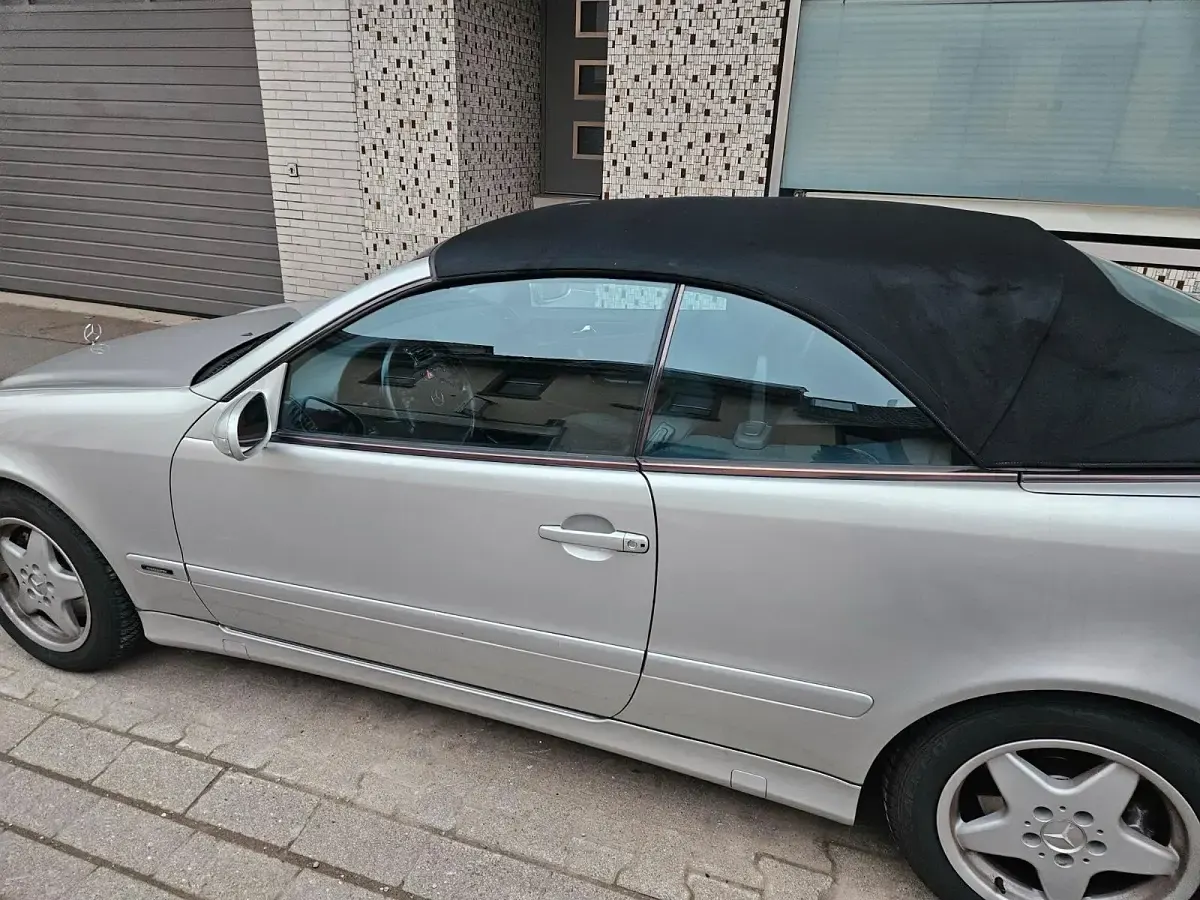 Gebraucht Mercedes CLK200 163 PS (119 kW) 2002 Silber Cabrio