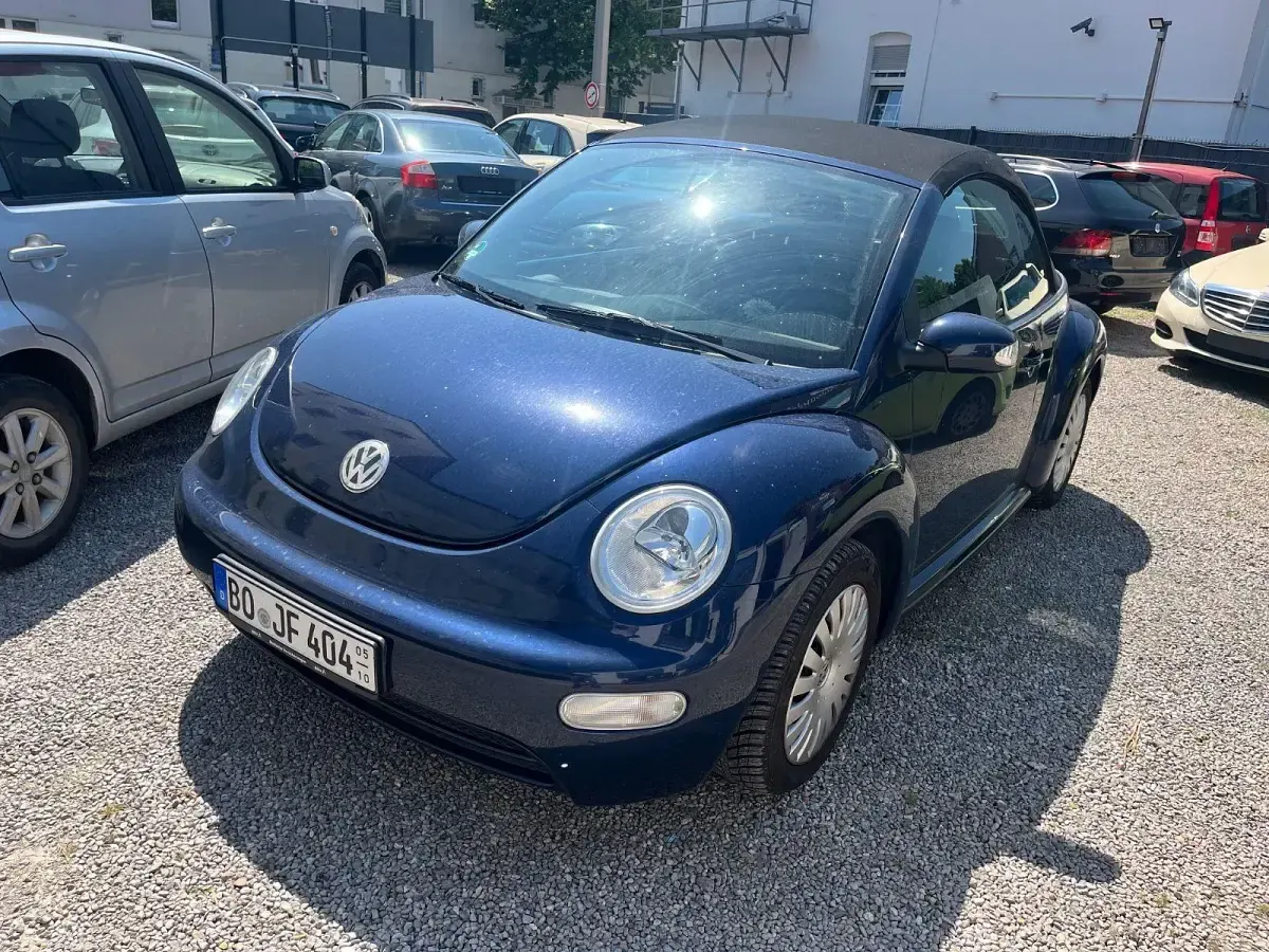 Gebraucht VW New Beetle Cabriolet Highline 116 PS (85 kW) 2005 Blau Cabrio