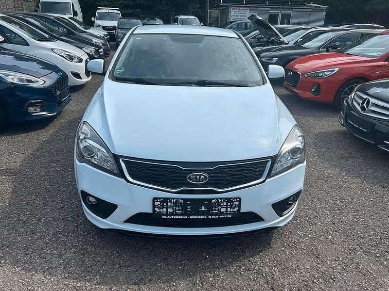 Gebraucht Kia ProCeed Vision 116 PS (85 kW) 2012 Weiß Kleinwagen