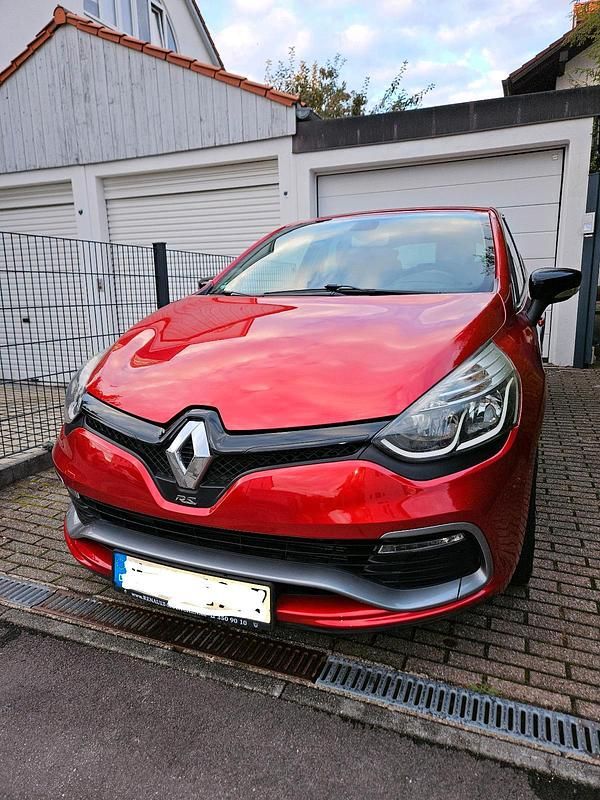 Gebraucht Renault Clio IV R.S. 200 PS (147 kW) 2014 Rot Limousine