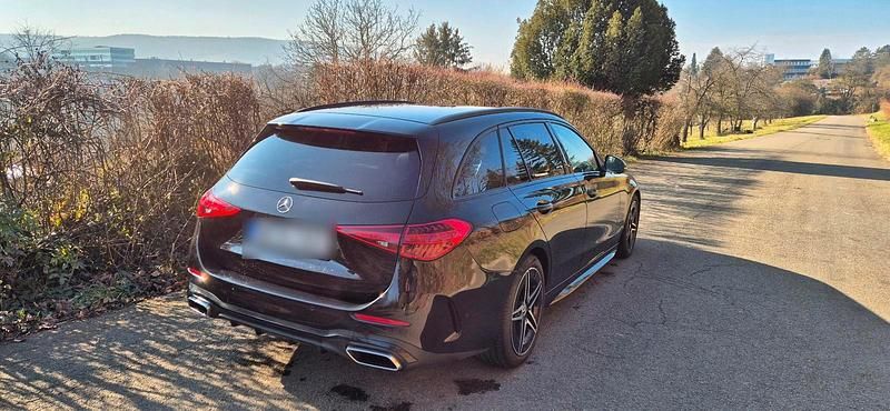 Gebraucht Mercedes C300 AMG line 258 PS (189 kW) 2023 Schwarz Kombi