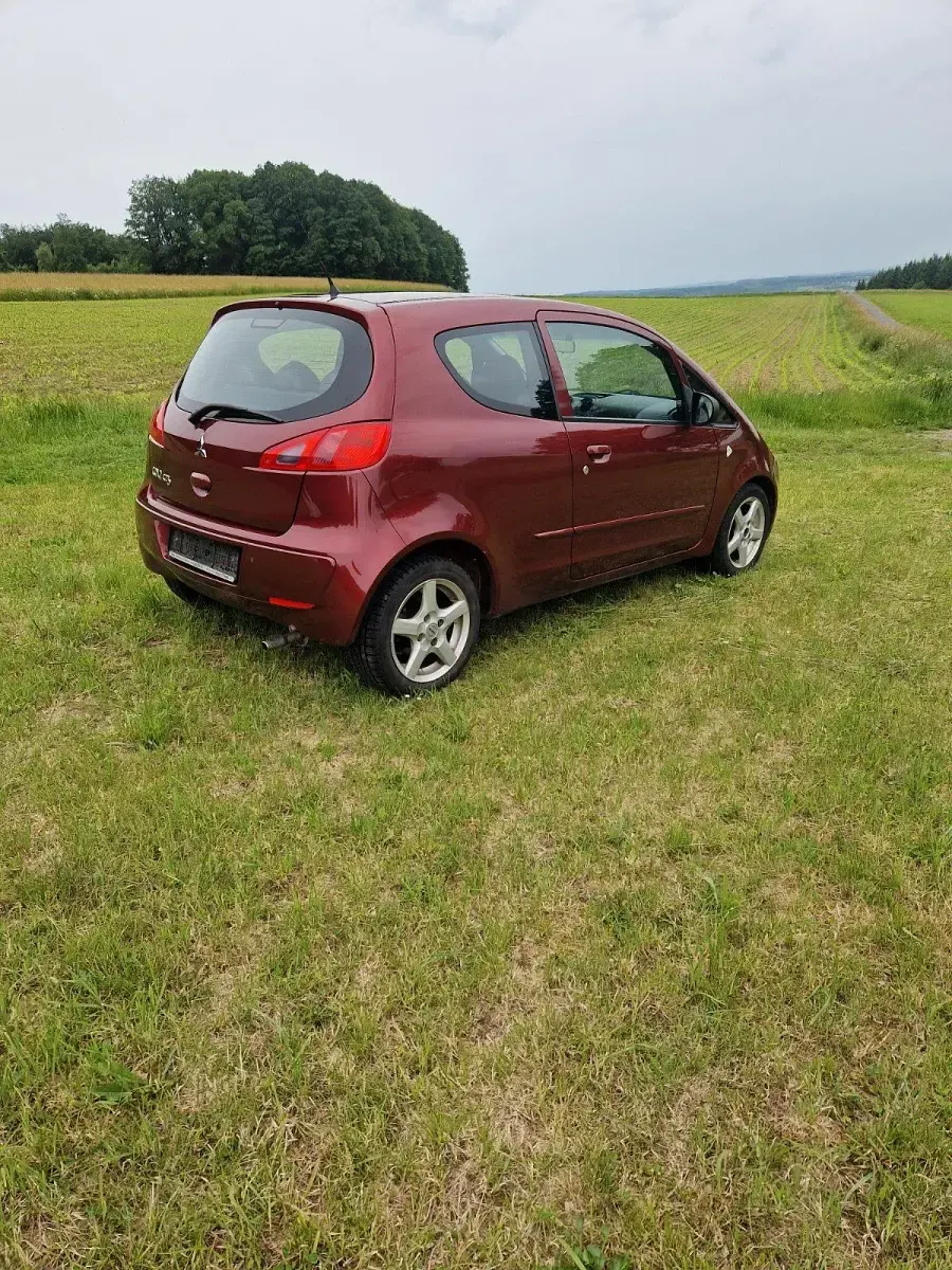 Gebraucht Mitsubishi Colt 109 PS (80 kW) 2005 Rot Kleinwagen