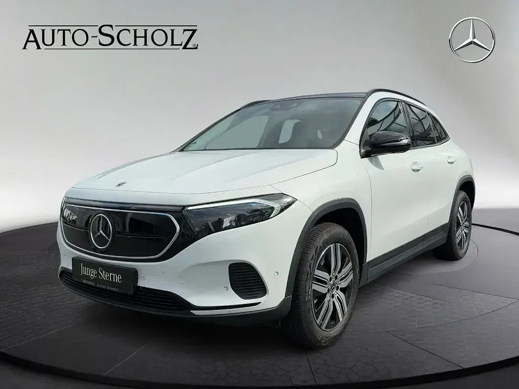 Gebraucht Mercedes EQA350 Night 214 kW (292 PS) 2023 Weiß SUV
