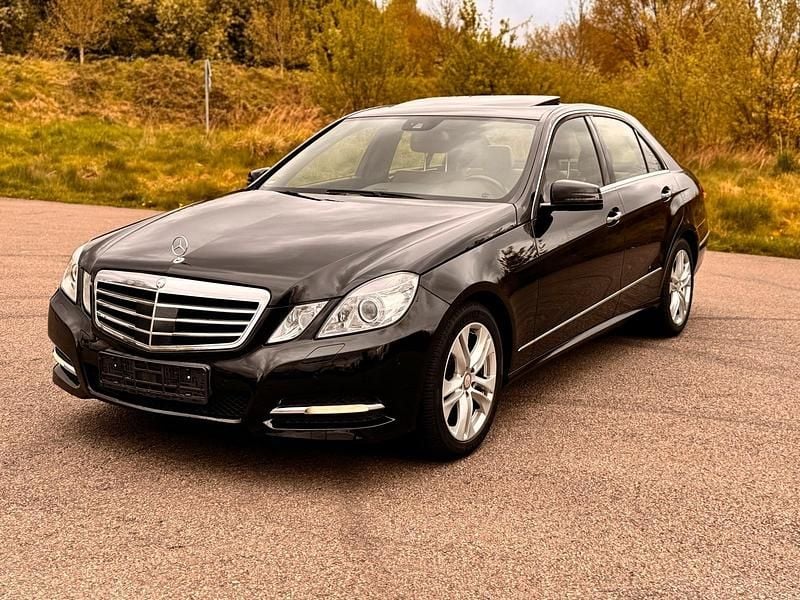 Usata Mercedes E300 231 CV (169 kW) 2012 Nero Berlina